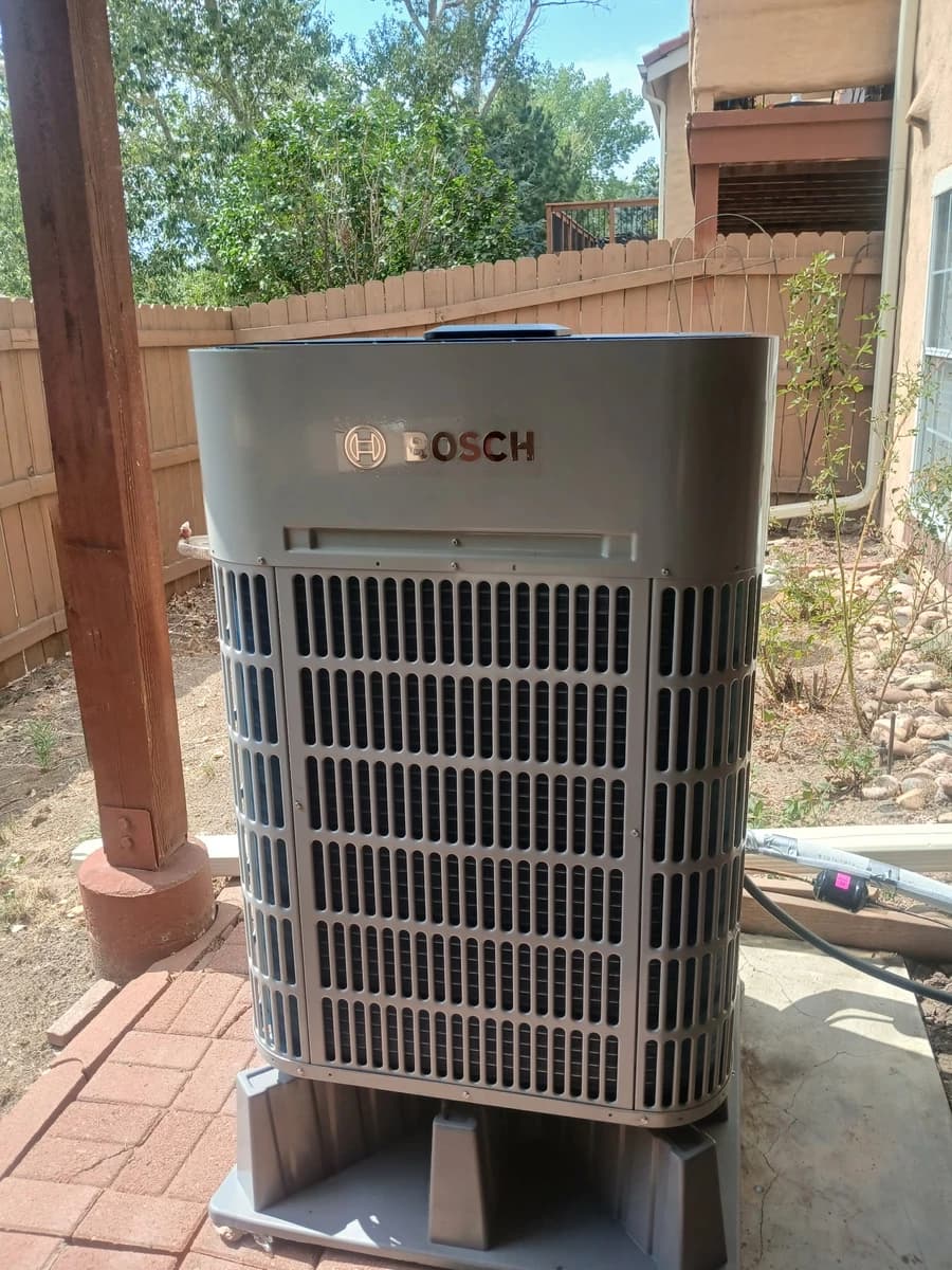 Bosch heat pump installed at a Lone Tree home