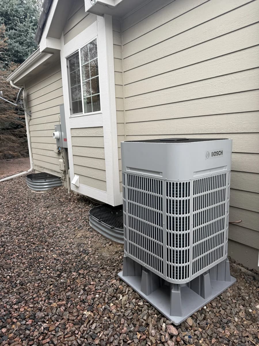 Bosch heat pump installed at a Lone Tree home